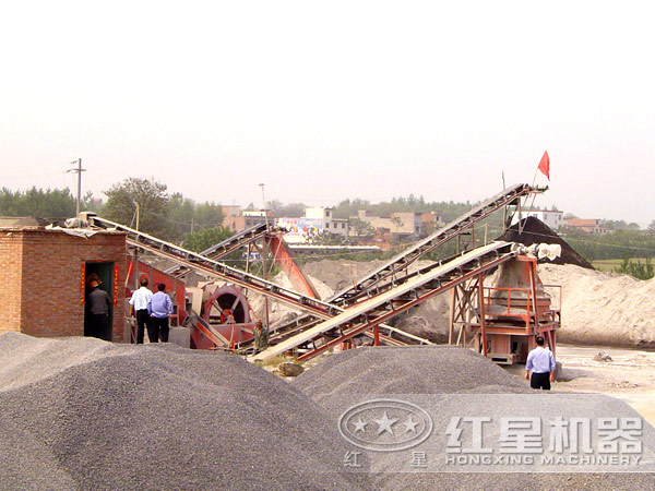 石料生產(chǎn)線現(xiàn)場