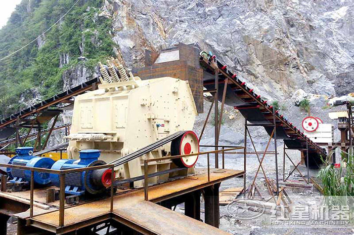 煤炭破碎機生產線現(xiàn)場