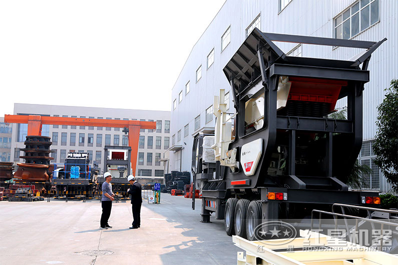 紅星廠家用戶參觀設(shè)備現(xiàn)場 紅星廠家用戶參觀設(shè)備現(xiàn)場