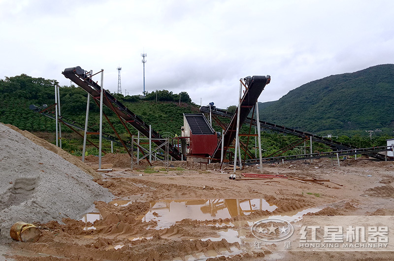 粉碎制砂生產(chǎn)現(xiàn)場