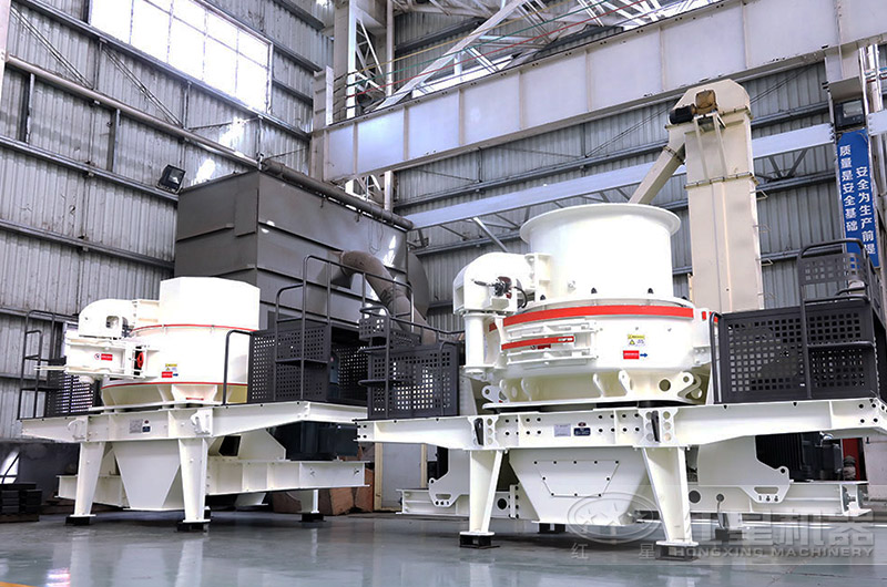 各種型號(hào)的粉碎設(shè)備