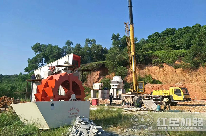 紅星廠家為用戶安裝設(shè)備現(xiàn)場