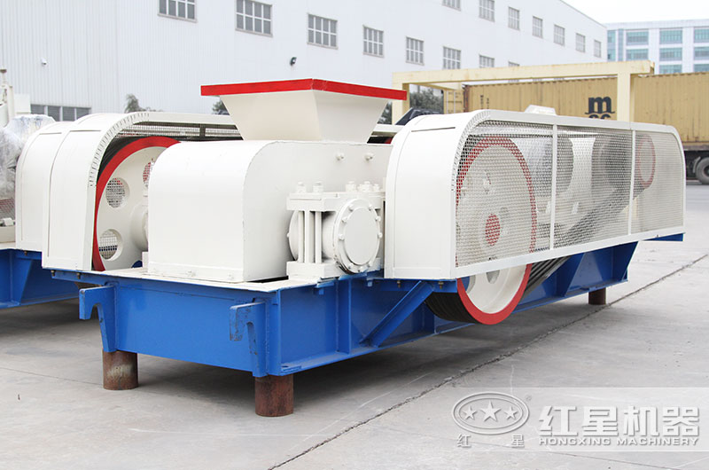 對(duì)輥式制砂機(jī)